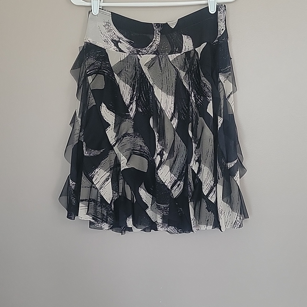 Ethyl Black Cream Layered Mini Skirt Size 6